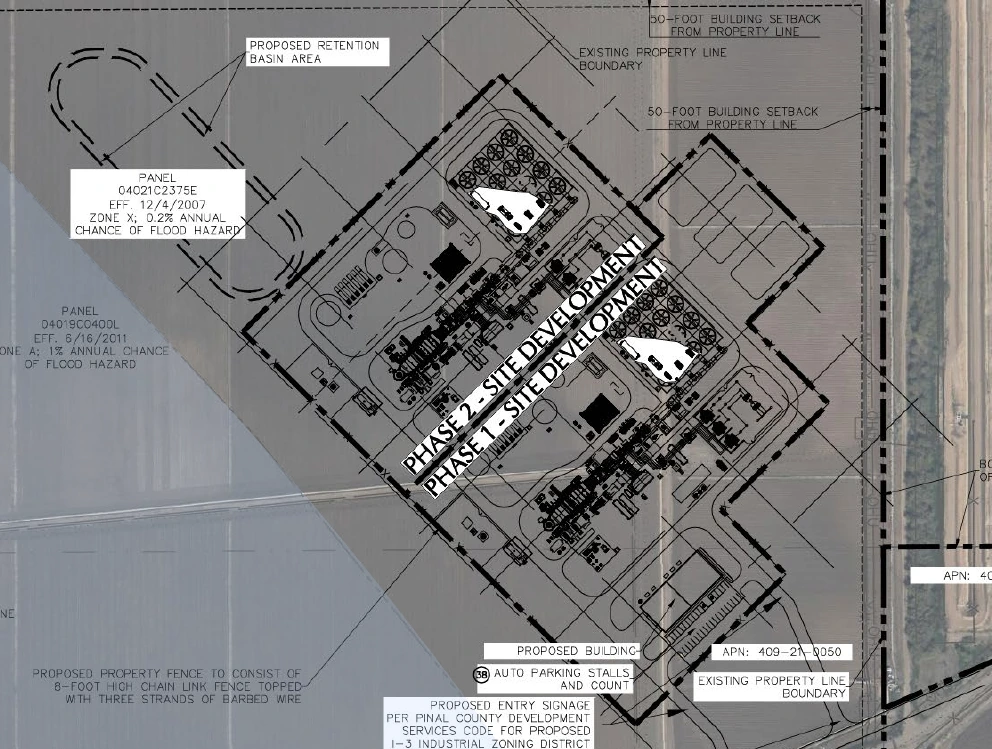 Engineering site plan of the Sunridge Power natural gas plant showing the Phase 1 and Phase 2 development areas, a proposed retention basin to the northwest, perimeter fencing, 50-foot building setbacks, parking, and entry signage along the southern property boundary
