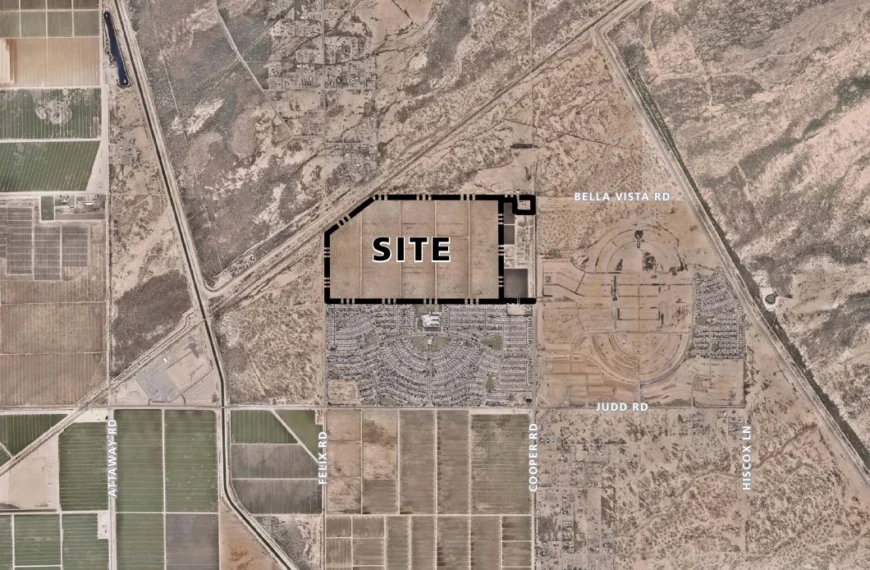 Aerial image showing the 260-acre Barcello Farms site outlined in black between Felix Road and Cooper Road, south of Bella Vista Road. The built subdivisions of Magma Ranch I sit directly to the south and Magma Ranch II to the southeast. Agricultural fields extend to the west and southwest, with open desert and foothills to the north and east.